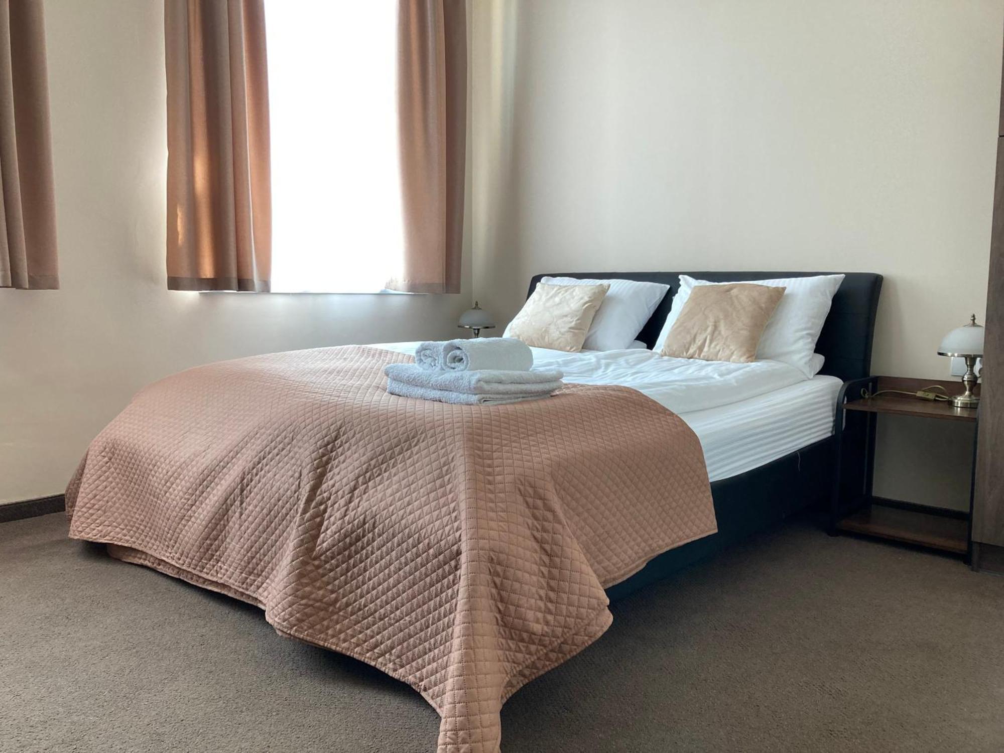 Domingo Elegant Old Town Aparthotel